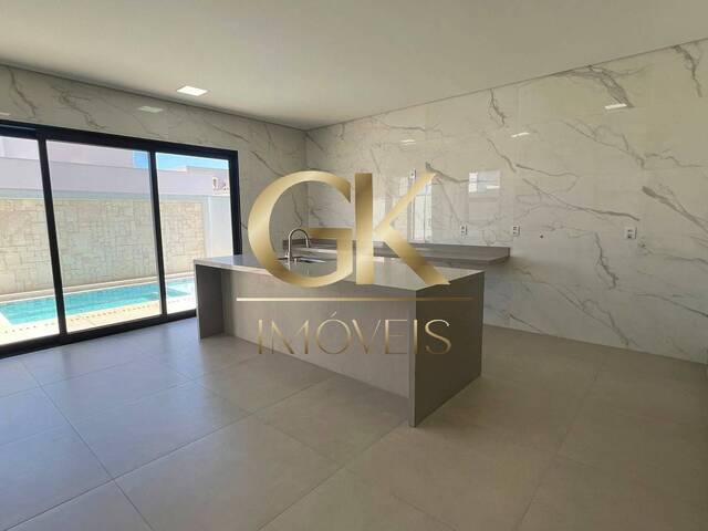 #6 - Casa para Venda em Cuiabá - MT