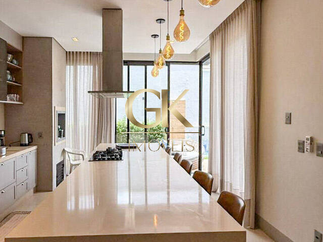 #19 - Casa em condomínio para Venda em Cuiabá - MT