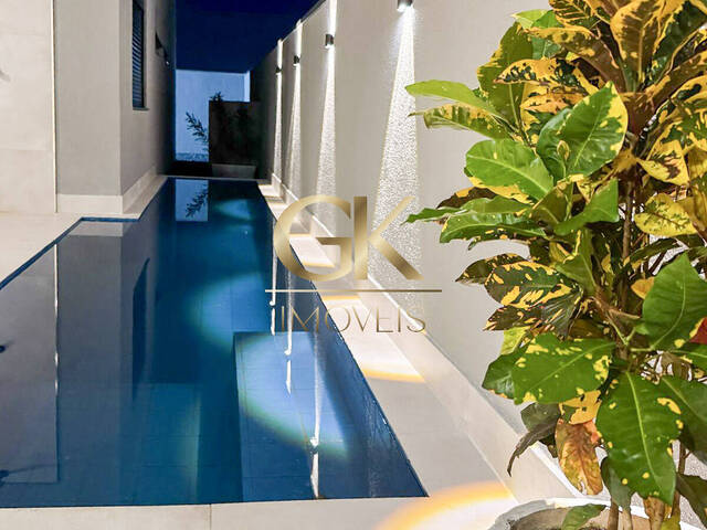 #33 - Casa em condomínio para Venda em Cuiabá - MT