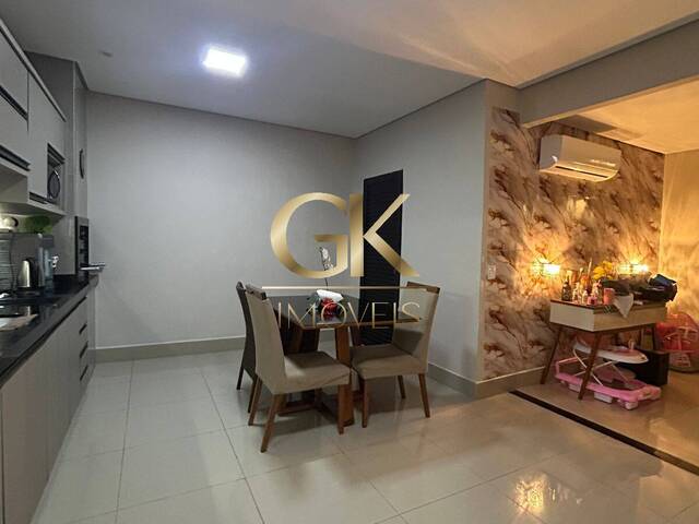 #43 - Casa em condomínio para Venda em Cuiabá - MT