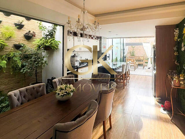 #45 - Casa em condomínio para Venda em Cuiabá - MT