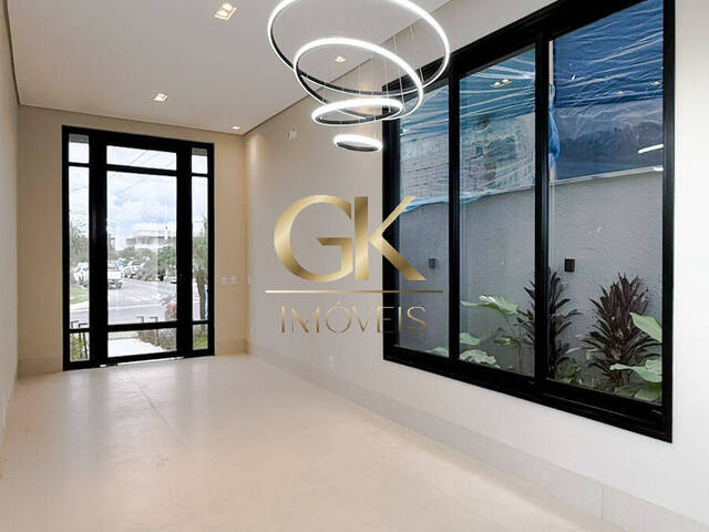 #48 - Casa em condomínio para Venda em Cuiabá - MT