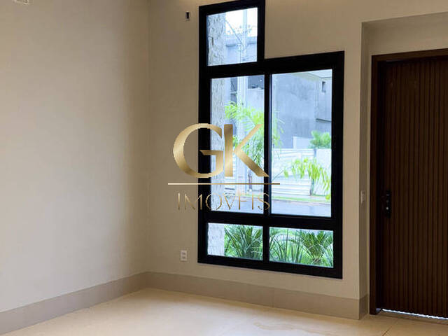 #54 - Casa em condomínio para Venda em Cuiabá - MT