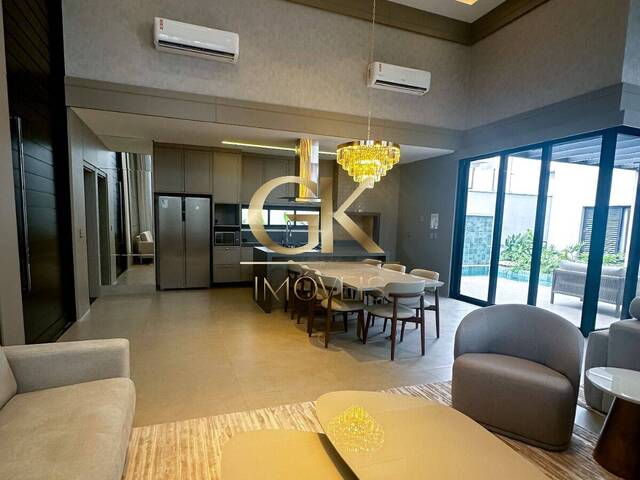 #58 - Casa em condomínio para Venda em Cuiabá - MT