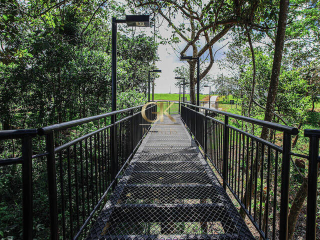 #81 - Terreno em condomínio para Venda em Chapada dos Guimarães - MT